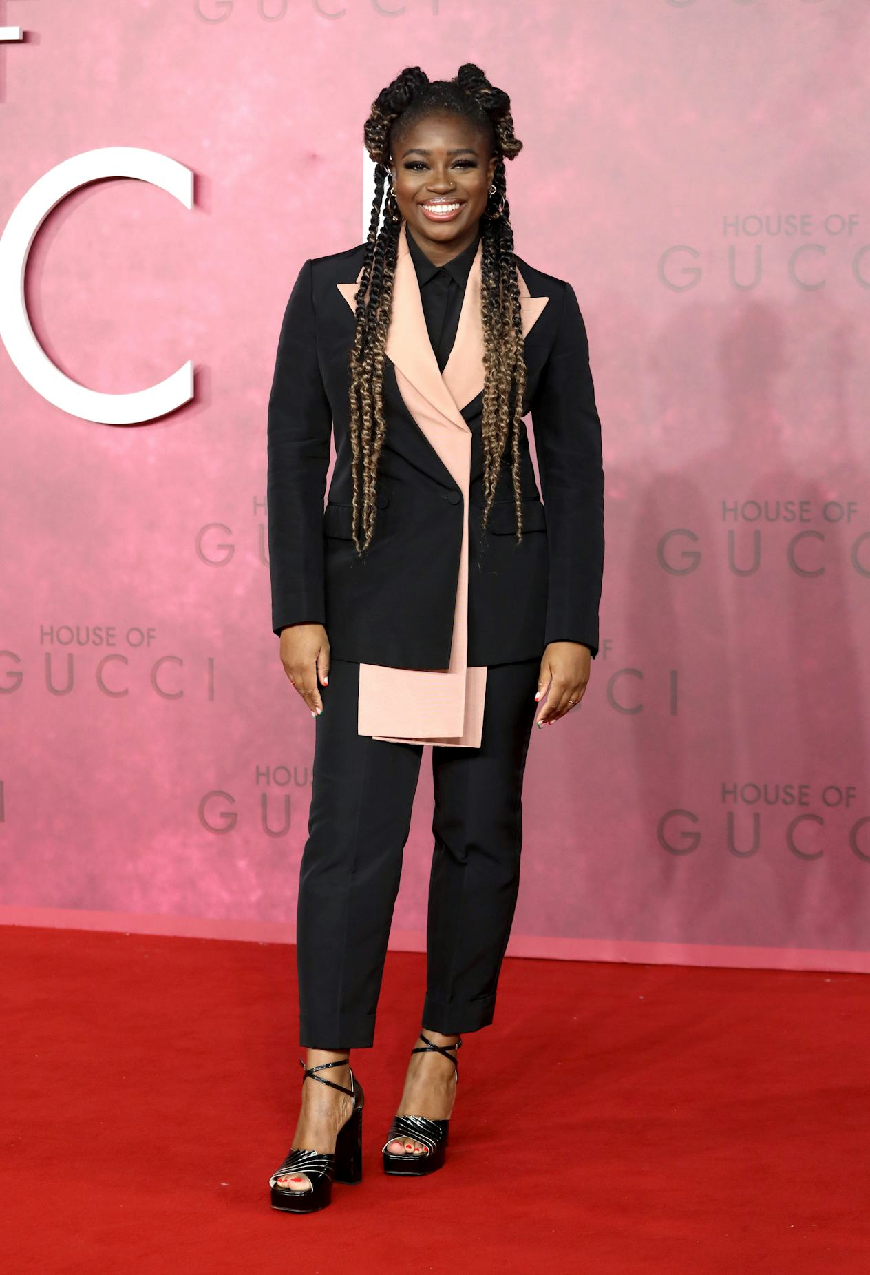 CLARA AMFO - Pop Style TV