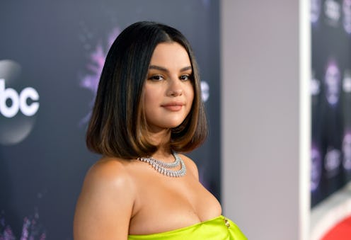 LOS ANGELES, CALIFORNIA - NOVEMBER 24: Selena Gomez attends the 2019 American Music Awards at Micros...