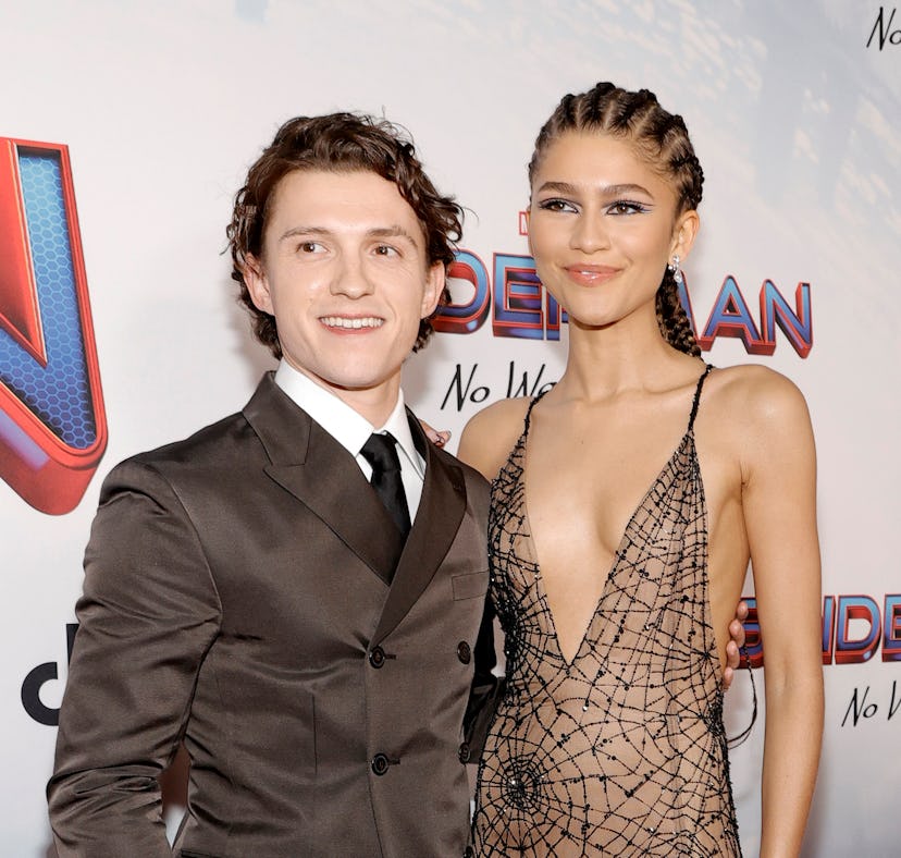 Tom Holland and Zendaya's body language at the "Spider-man: No Way Home" premiere was adorable.