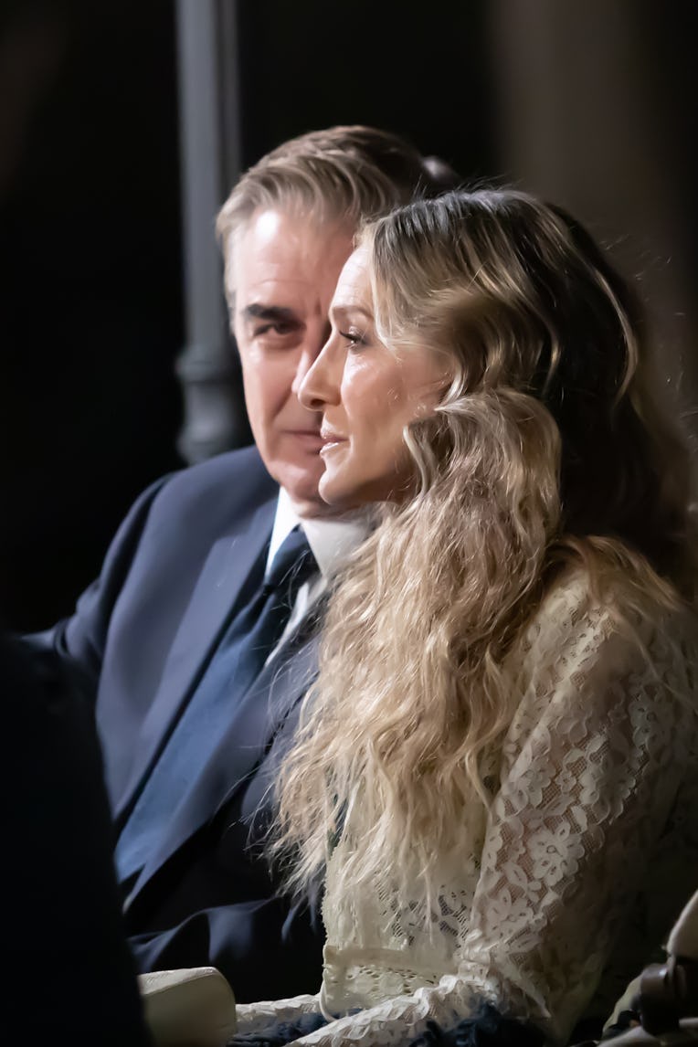 NEW YORK CITY, NY - NOVEMBER 07: Chris Noth and Sarah Jessica Parker are seen on set of 'And Just Li...