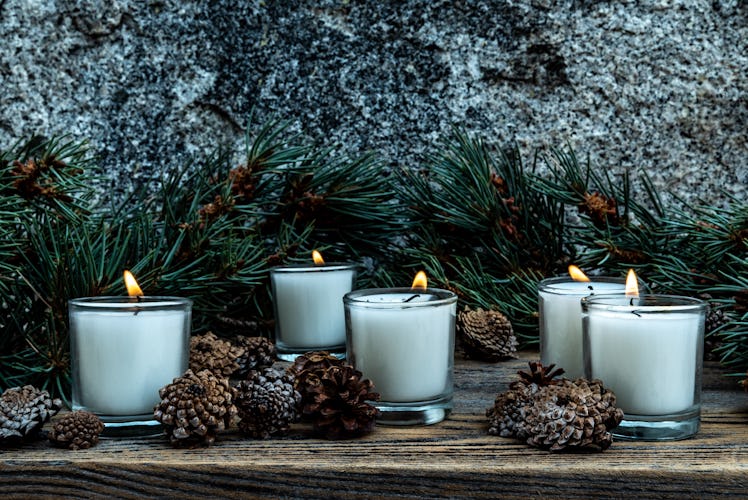 A pine cone tree decoration can be great for solstice decorations.