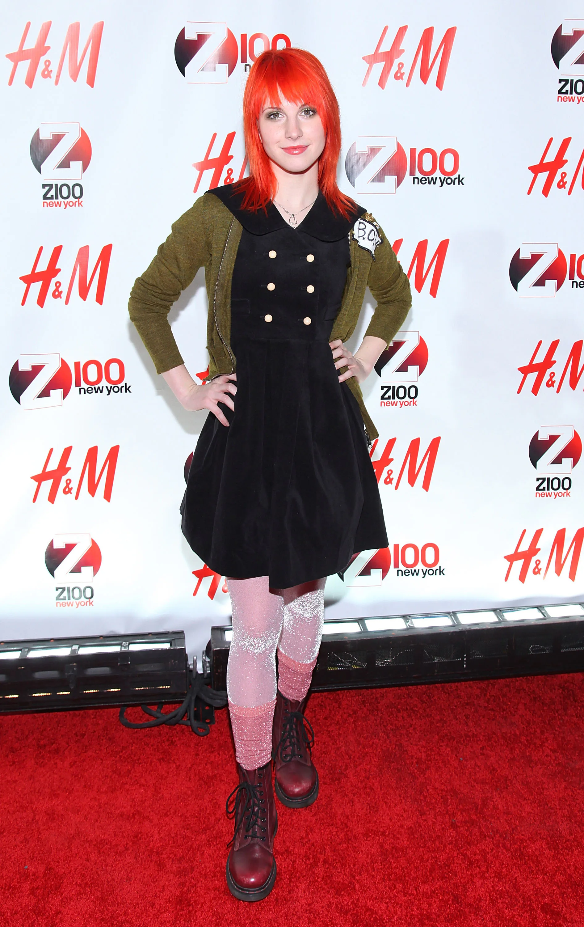 hayley williams red dress Hayley Williams: The News Concert Highlights