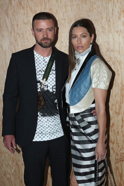 PARIS, FRANCE - 01 OCTOBRE : Justin Timberlake et Jessica Biel assistent à la Louis Vuitton Womenswear S...
