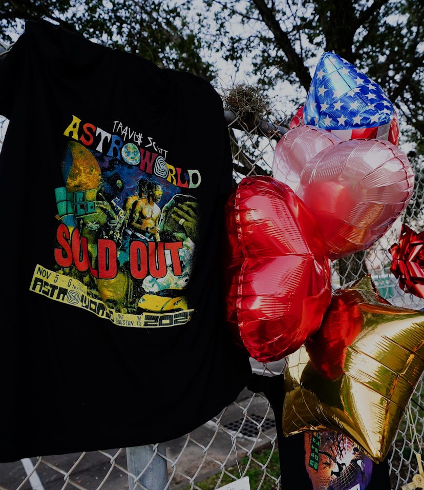 HOUSTON, TX - NOVEMBER 07: A t-shirt and balloons are placed at a memorial outside of the canceled A...
