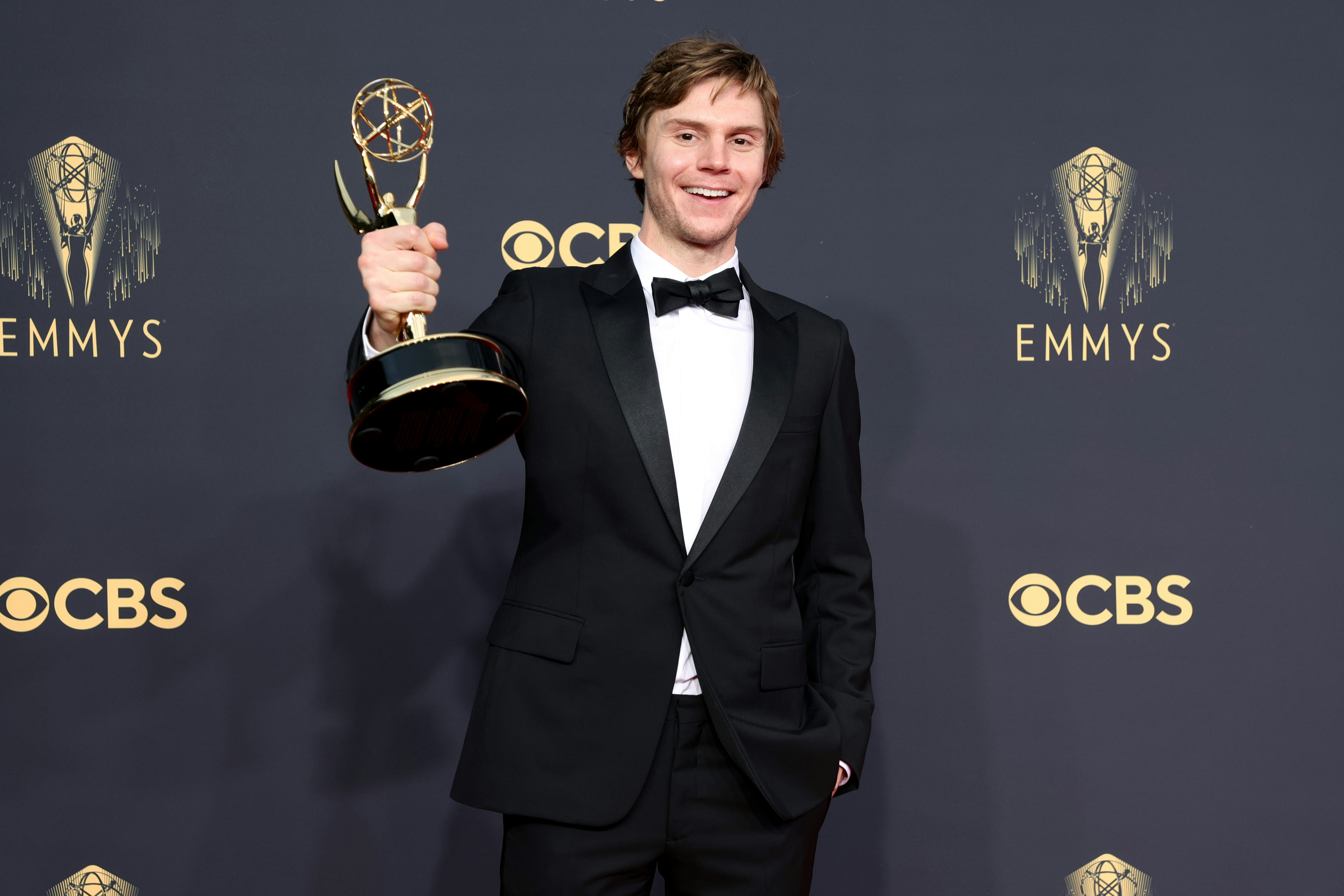 Evan Peters in 2021.