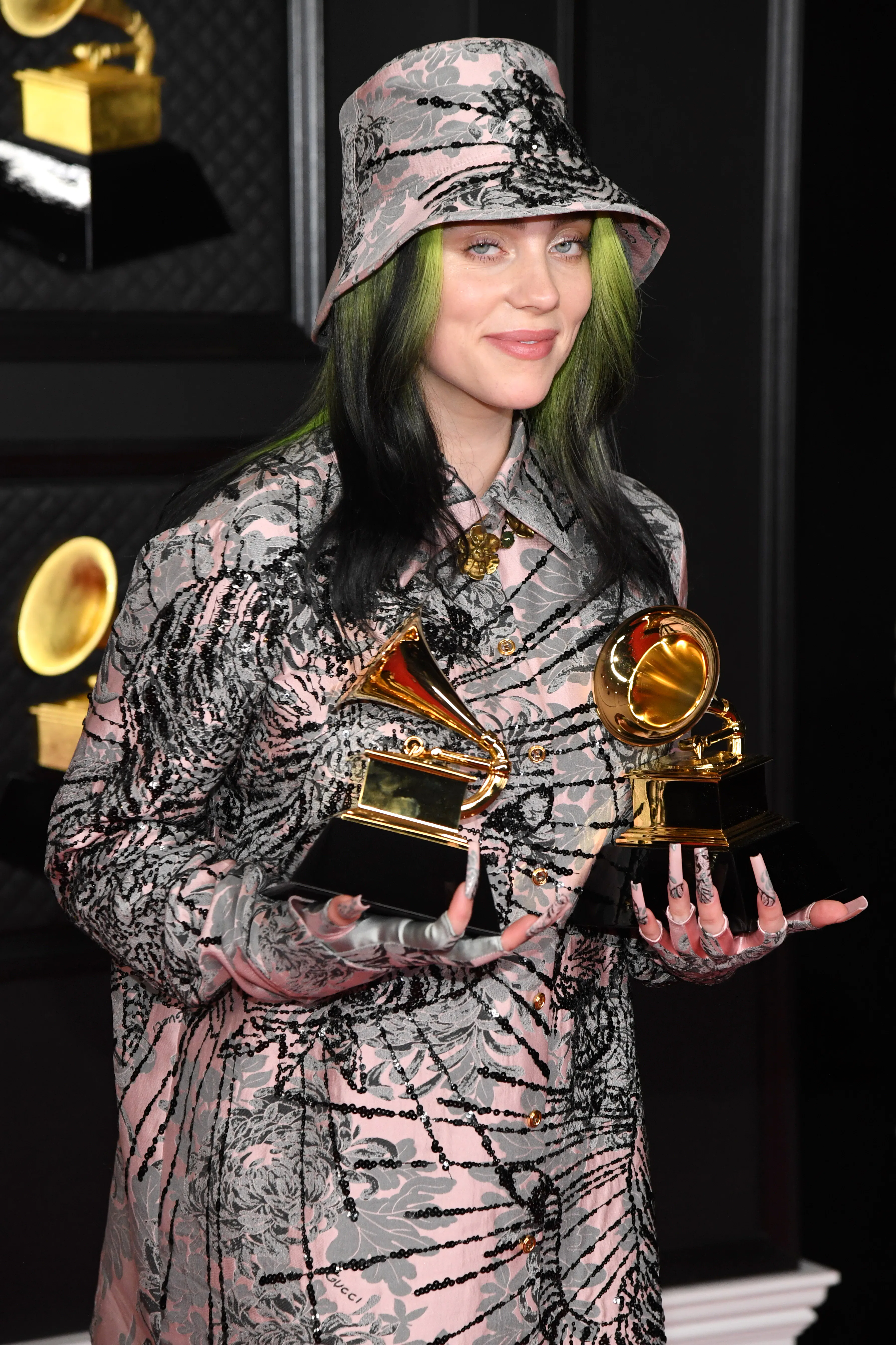 Billie Eilish Wore 'Ugly' '90s Trends 