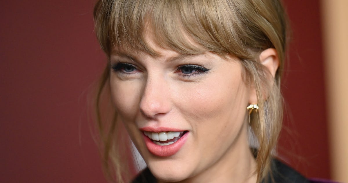 taylor swift fans    theory  speak nows  release date