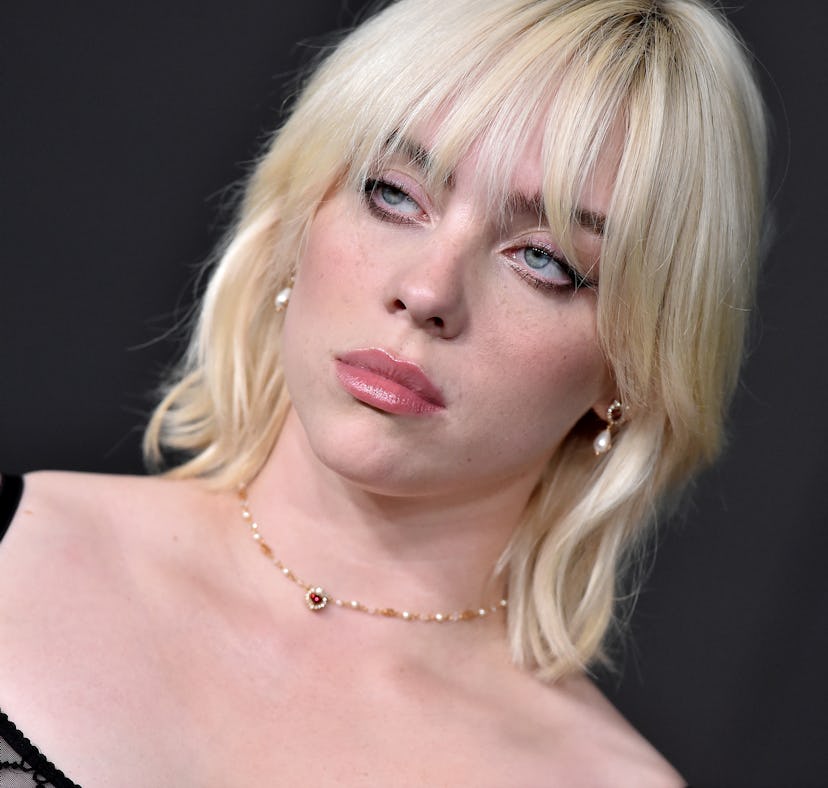 Billie Eilishe ditched her blonde hair and debuted a new brunette hairstyle on Instagram.