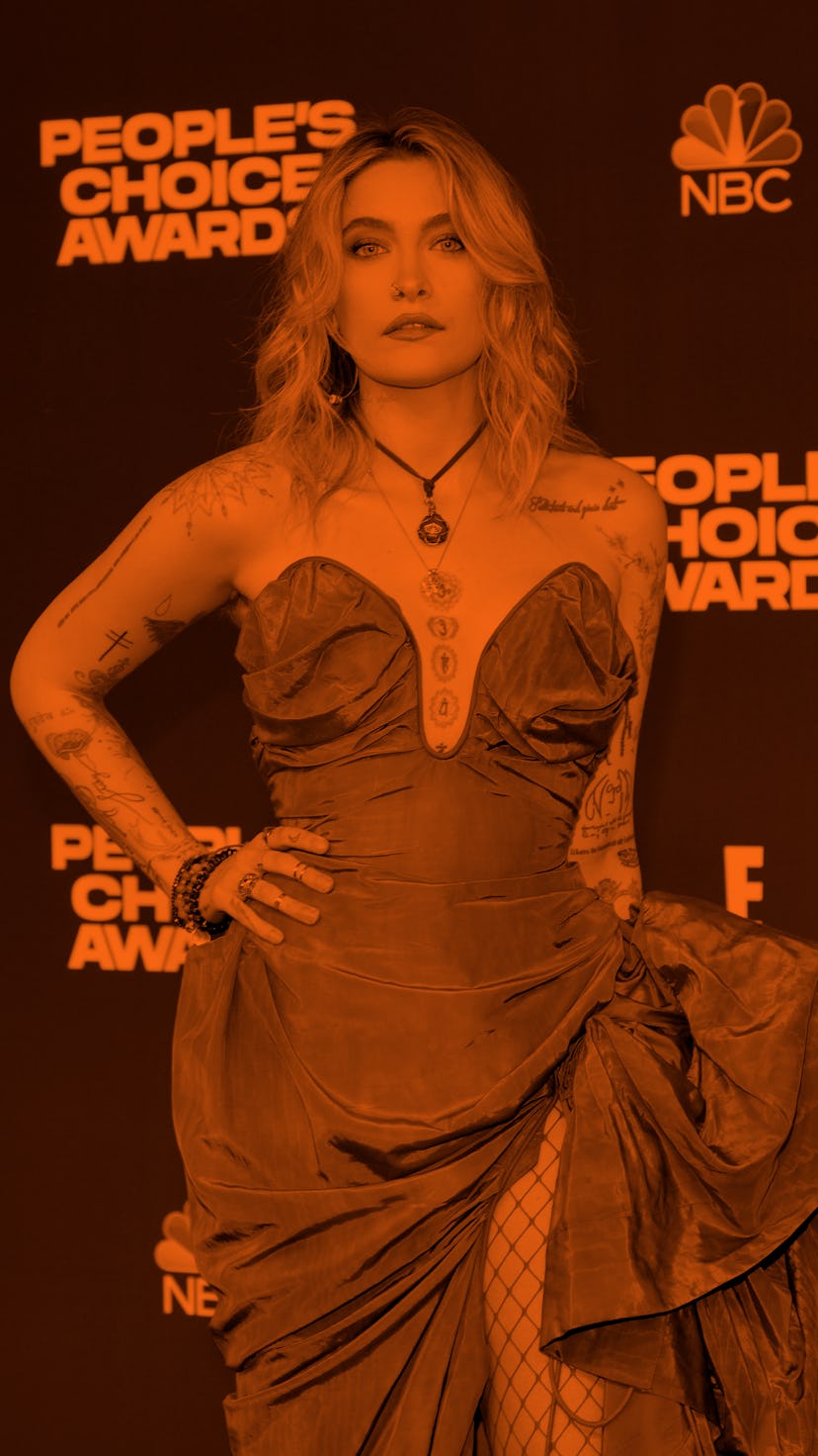 SANTA MONICA, CALIFORNIA - DECEMBER 07: Paris Jackson attends the 47th Annual People's Choice Awards...