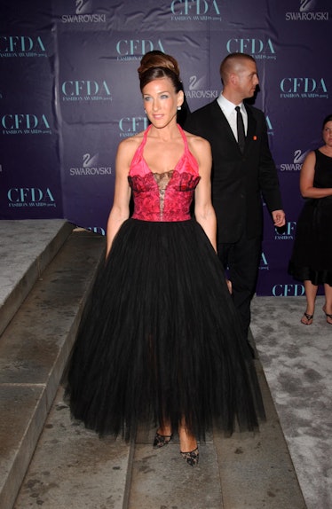 Sarah Jessica Parker arriving at the CFDA Fashion Awards 