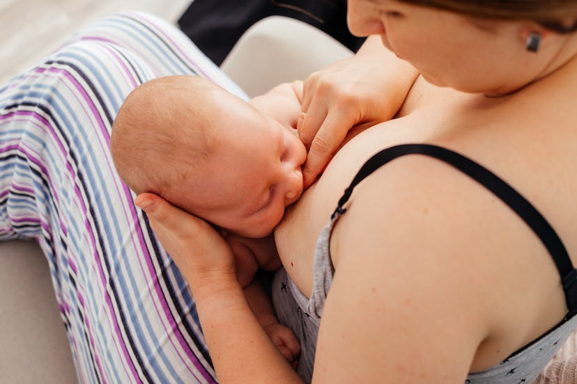 Breastfeeding alone doesn't cause sagging, but body changes post-pregnancy can.
