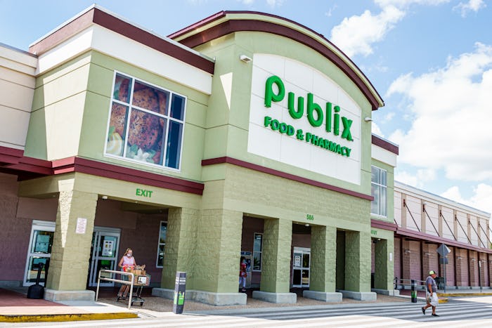 Publix fairs Is Publix Open New Year's Eve & Day 2021/2022? Here's What Their Store Hours Look Like