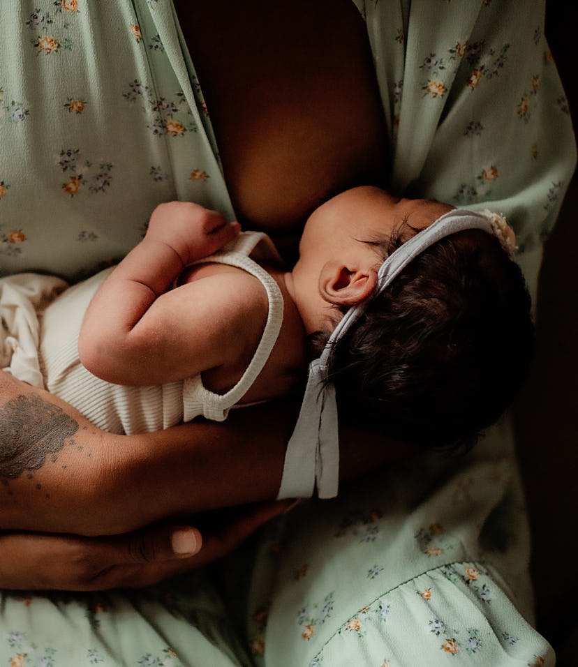 Breastfeeding alone won't cause sagging, but body changes throughout pregnancy do.