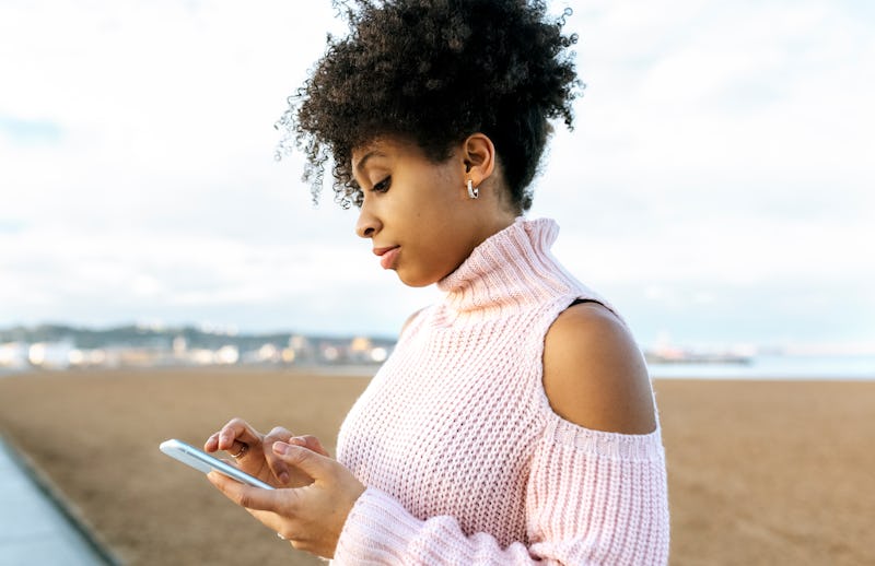 woman, phone, upset