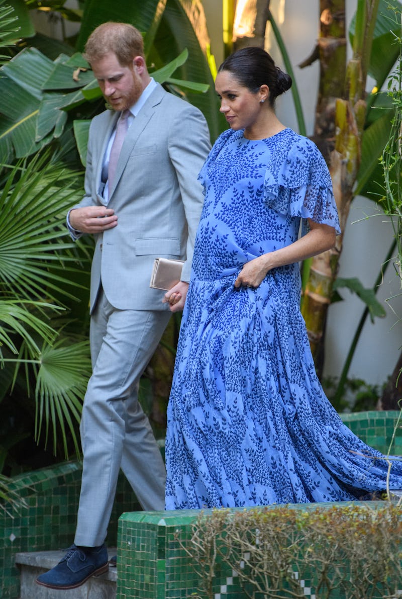 Meghan Markle's Pregnancy Announcement Dress Has A Sweet Backstory(00)