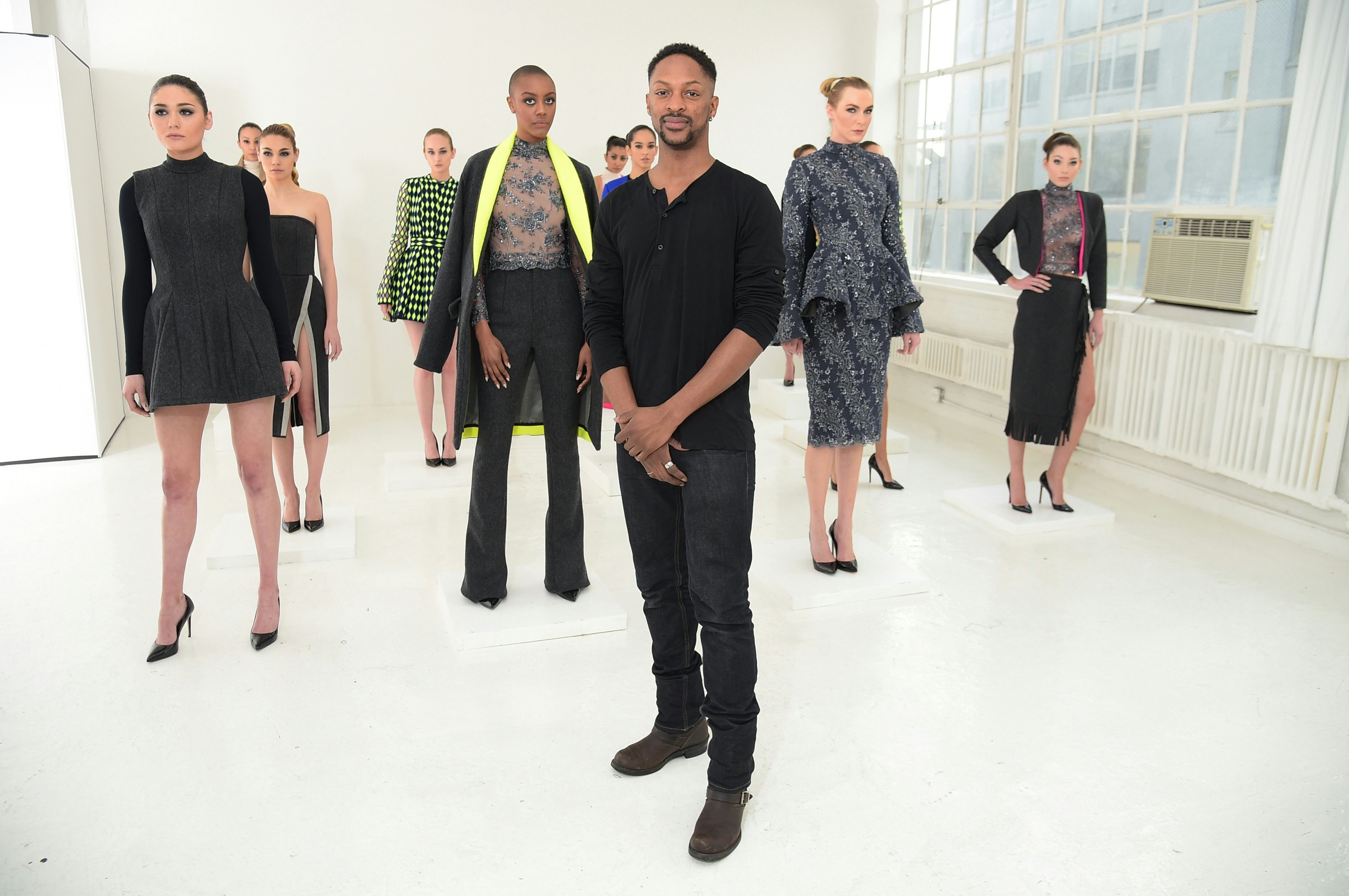 LaQuan Smith's Fall 2021 Collection Is All About Structure | LaptrinhX ...