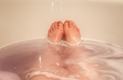 feet in bathtub