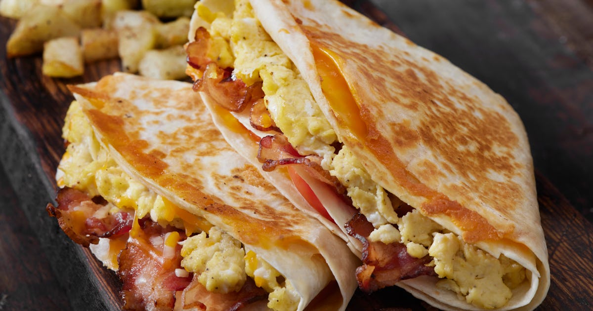 7 Tiktok Egg Sandwich Hacks That Ll Level Up Your Breakfast 7 Tiktok Egg Sandwich Hacks That Ll Level Up Your Breakfast