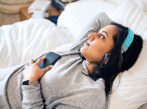 How to give your partner space in a long-distance relationship.