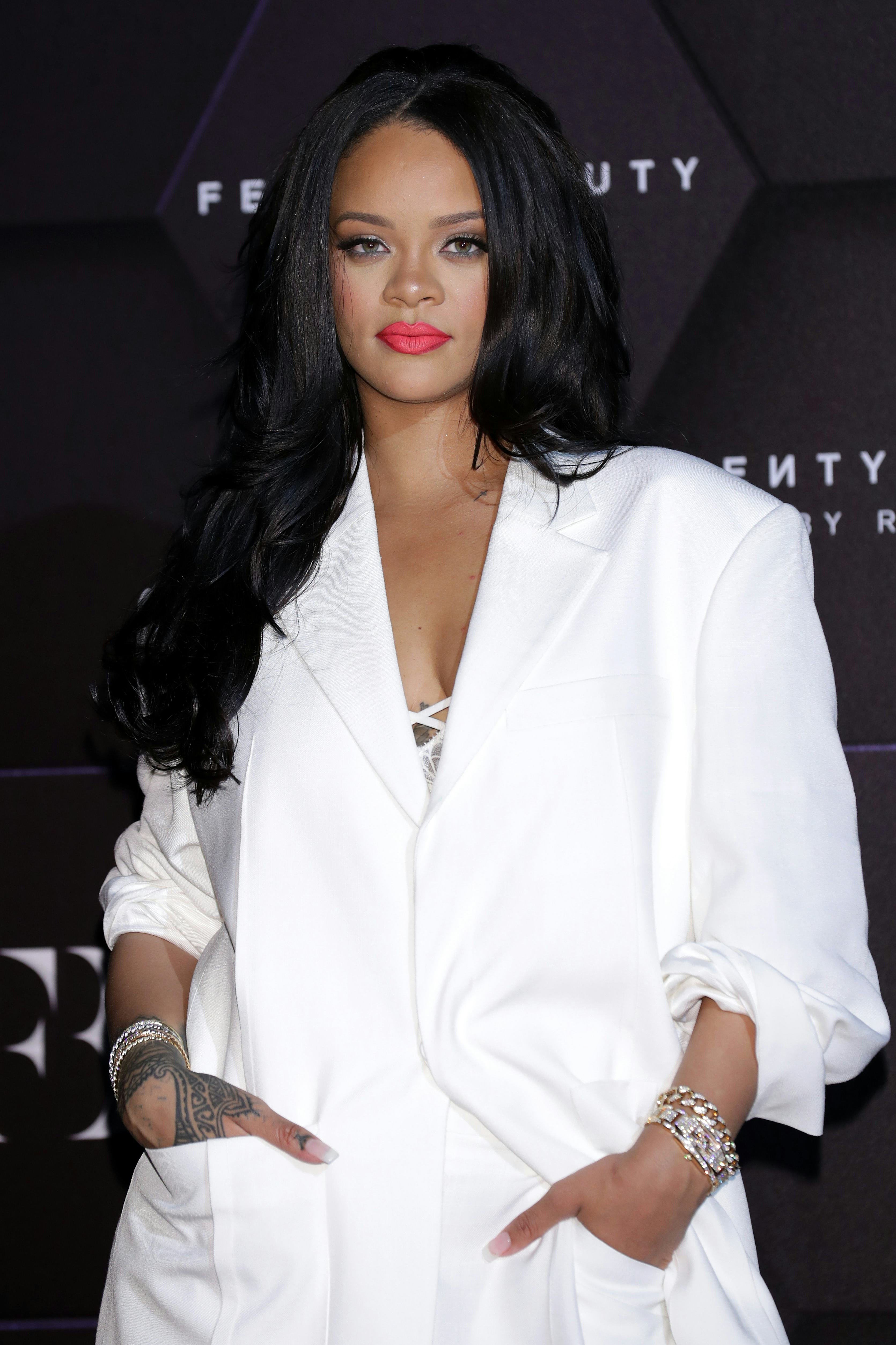 dress like rihanna