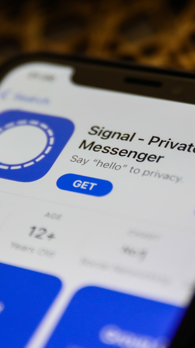 The Signal app on a phone.