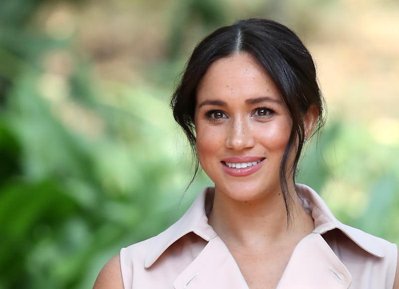 Meghan Markle's Oscar De La Renta Lemon-Print Dress Is Full Of Meaning