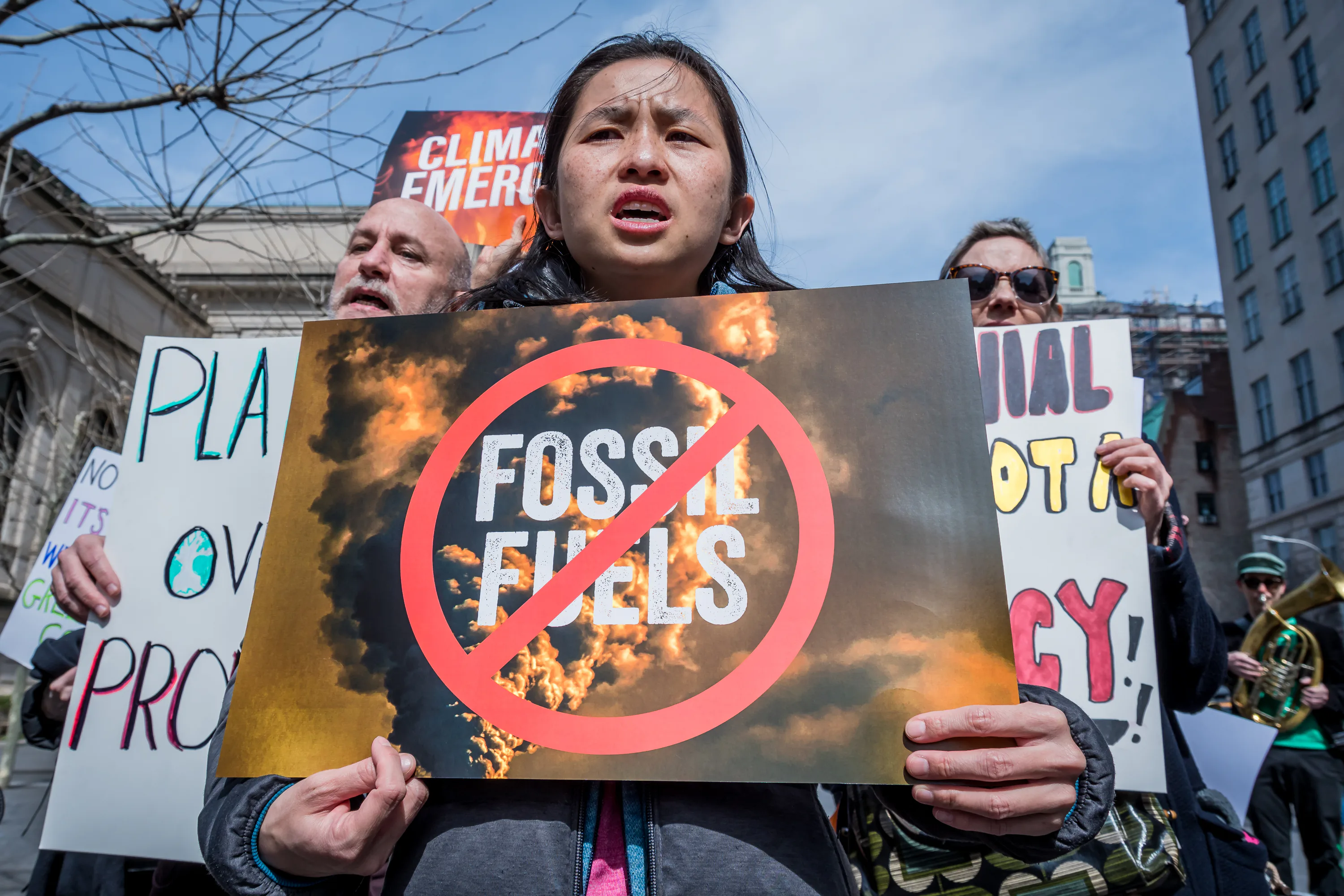 If Biden declared a climate emergency tomorrow, 2 things could make or ...