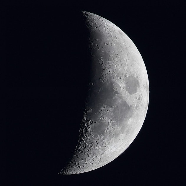 Mysteries moon. Moon 1 September 1997.