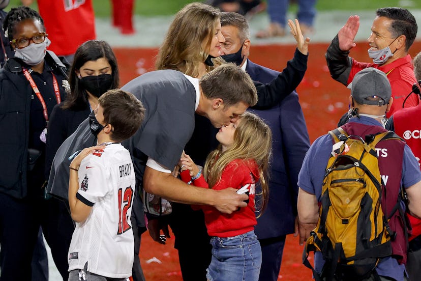 Tom Brady gave his daughter a kiss after winning the 2021 Super Bowl.