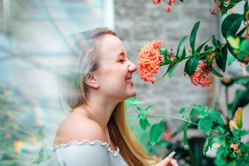 happy, flowers