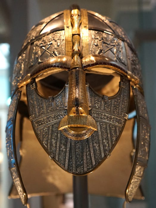 sutton hoo burial site find of a gold mask