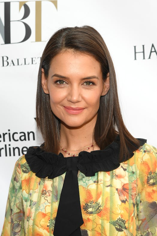 Katie Holmes medium length haircut with side part in 2019