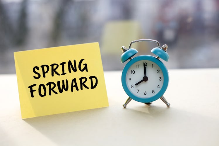 Here are 15 daylight saving time 2021 memes.