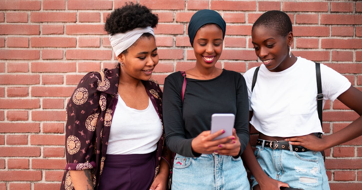 65 WhatsApp Group Names For Siblings That Are Fam-tastic
