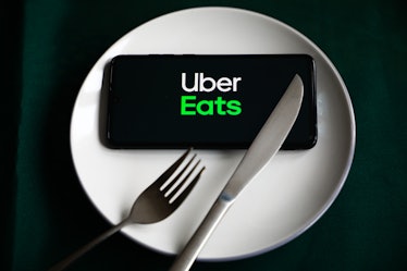 Uber Eats' March Madness 2021 BOGO deals feature discounts from national chains and local dives.