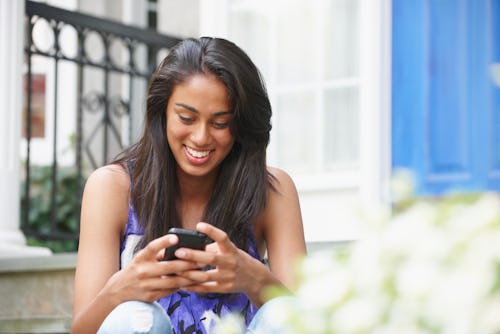 The best opening lines for Tinder will keep the conversation flowing.