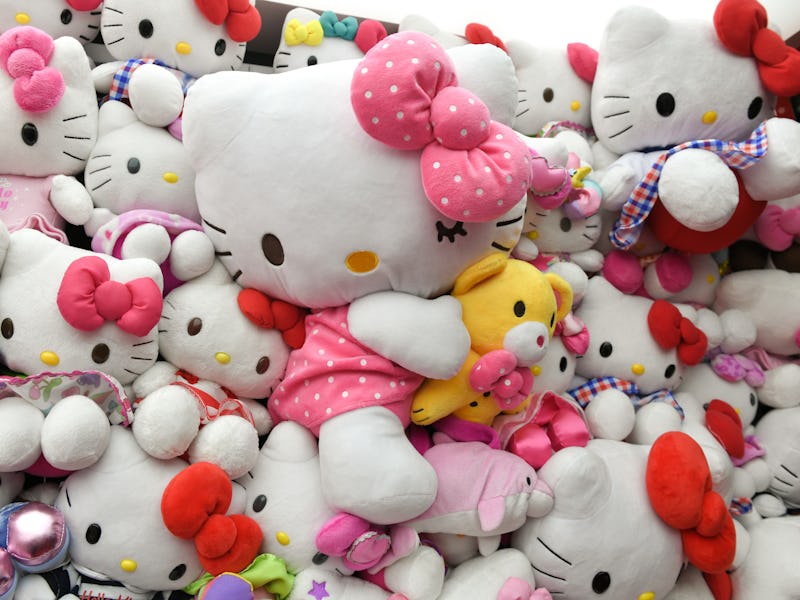 14 November 2019, Berlin: The Hello Kitty Box with numerous plush figures at the party for Hello Kit...