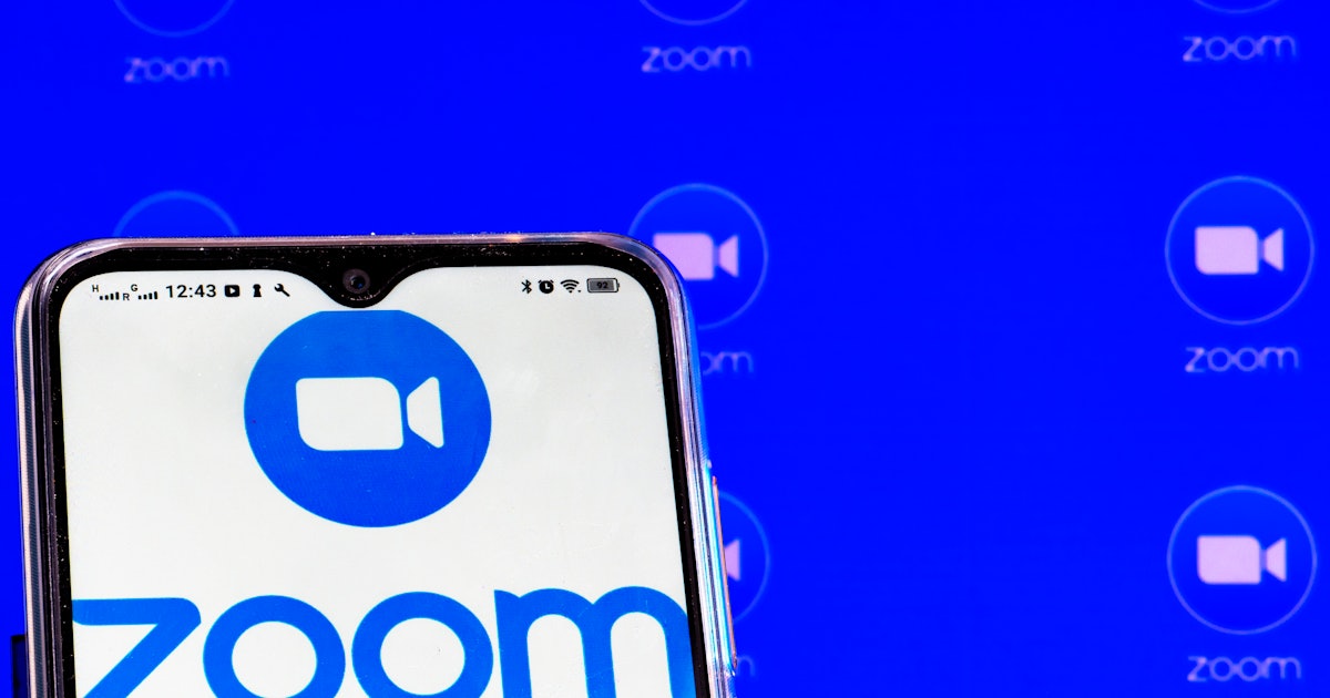 Here's How To Blur Your Background On Zoom To Keep It Simple On Your Next  Video Call