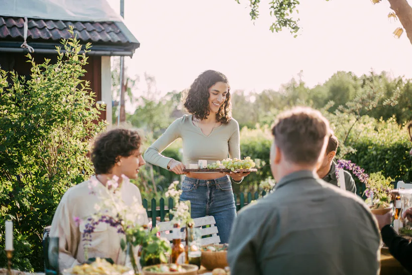 6 Outdoor Entertaining Ideas From Top Experts & Influencers