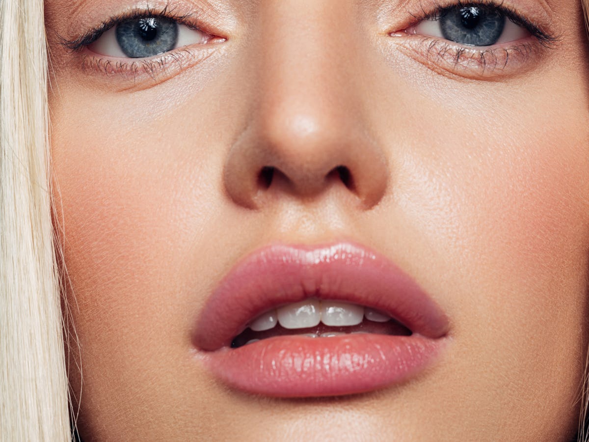 How A Lip Lift Can Help You Achieve A Fuller Pout, Without Fillers