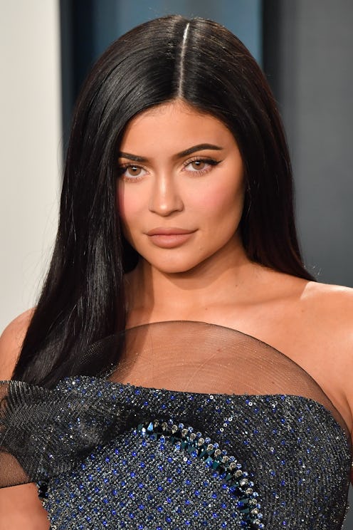 BEVERLY HILLS, CALIFORNIA - FEBRUARY 09: Kylie Jenner arrives at the 2020 Vanity Fair Oscar Party ho...