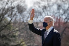 WASHINGTON, DC - MARCH 19: U.S. President Joe Biden waves to First Lady Dr. Jill Biden and family, w...