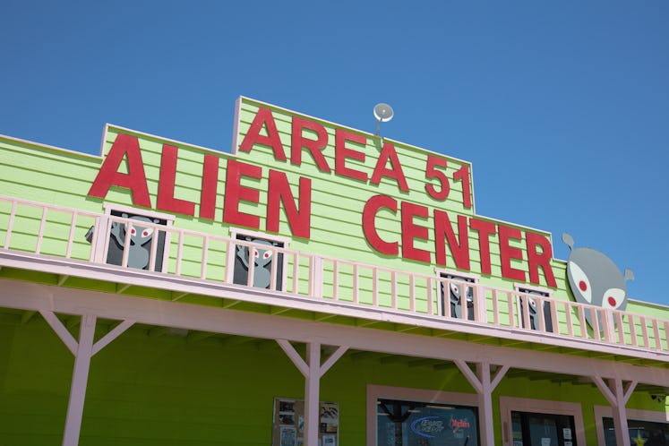 a roadside stop for Area 51 Alien Center