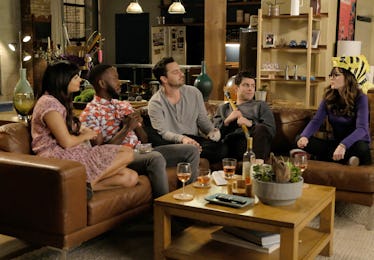 NEW GIRL:  L-R:  Hannah Simone, Lamorne Morris, Jake Johnson, Max Greenfield and Zooey Deschanel in ...