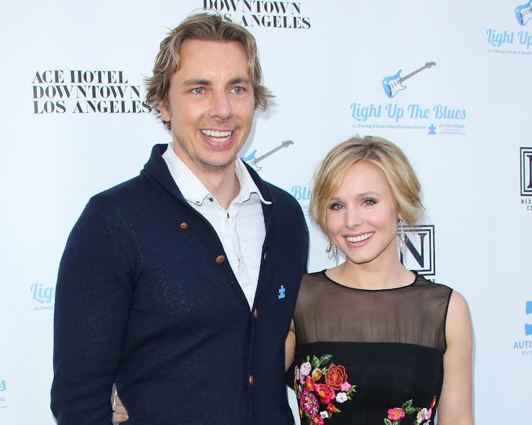 LOS ANGELES, CA - APRIL 05:  Actors Dax Shepard (L) and Kristen Bell (R) attend the 2nd Light Up The...