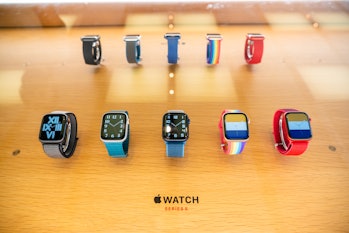 SHENZHEN, GUANGDONG, CHINA - 2020/10/05: Apple Watch Series 6 displayed at an Apple retail store in ...