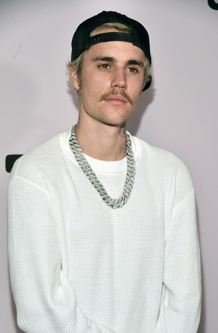 LOS ANGELES, CALIFORNIA - JANUARY 27: Justin Bieber attends the premiere of YouTube Originals' "Ju...
