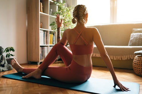 10-minute stretching videos that give your muscles some TLC.