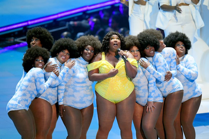 NEWARK, NEW JERSEY - AUGUST 26: Lizzo performs onstage during the 2019 MTV Video Music Awards at Pru...