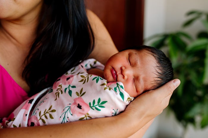 There are so many different baby names that sound like Isla for you to choose.